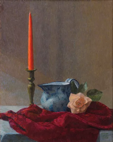 Candela rossa, brocca, rosa